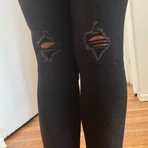 Celebrity Pink Black Skinny Distressed Jeans Size 9 👖